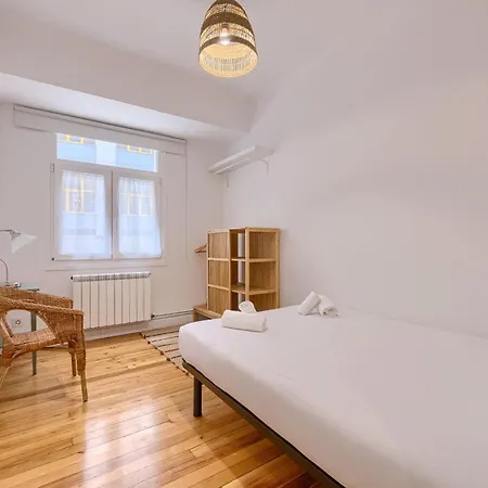 Iturribide Pintxos Old Town * ビルバオ