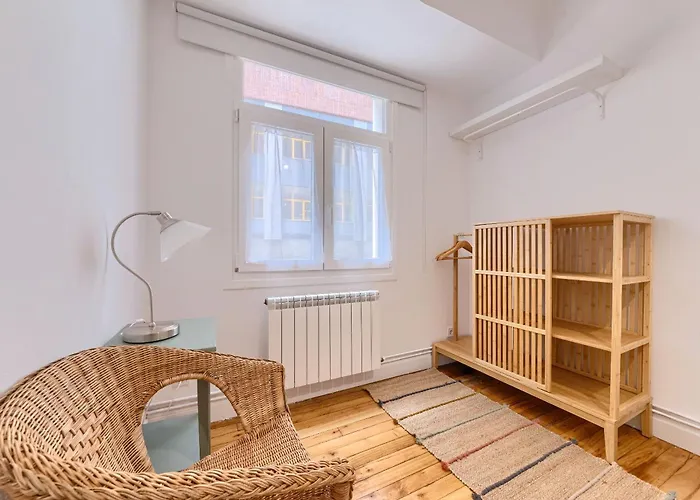 Iturribide Pintxos Old Town *